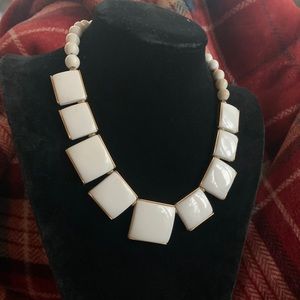 Retro - Vintage White and Gold Enamel Necklace